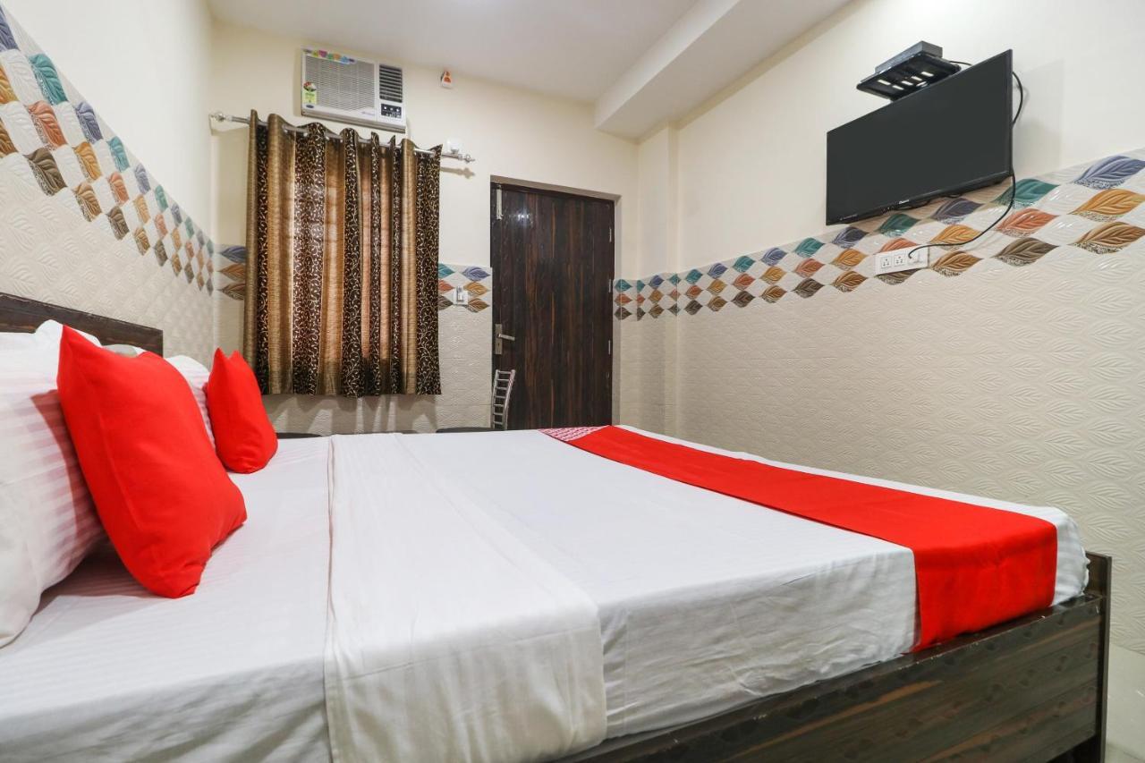 Oyo 49095 Hotel K Fort Abadpura Esterno foto