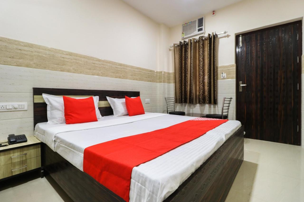 Oyo 49095 Hotel K Fort Abadpura Esterno foto